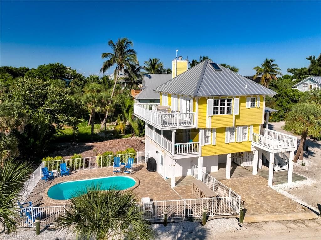 210 White Pelican DR-2