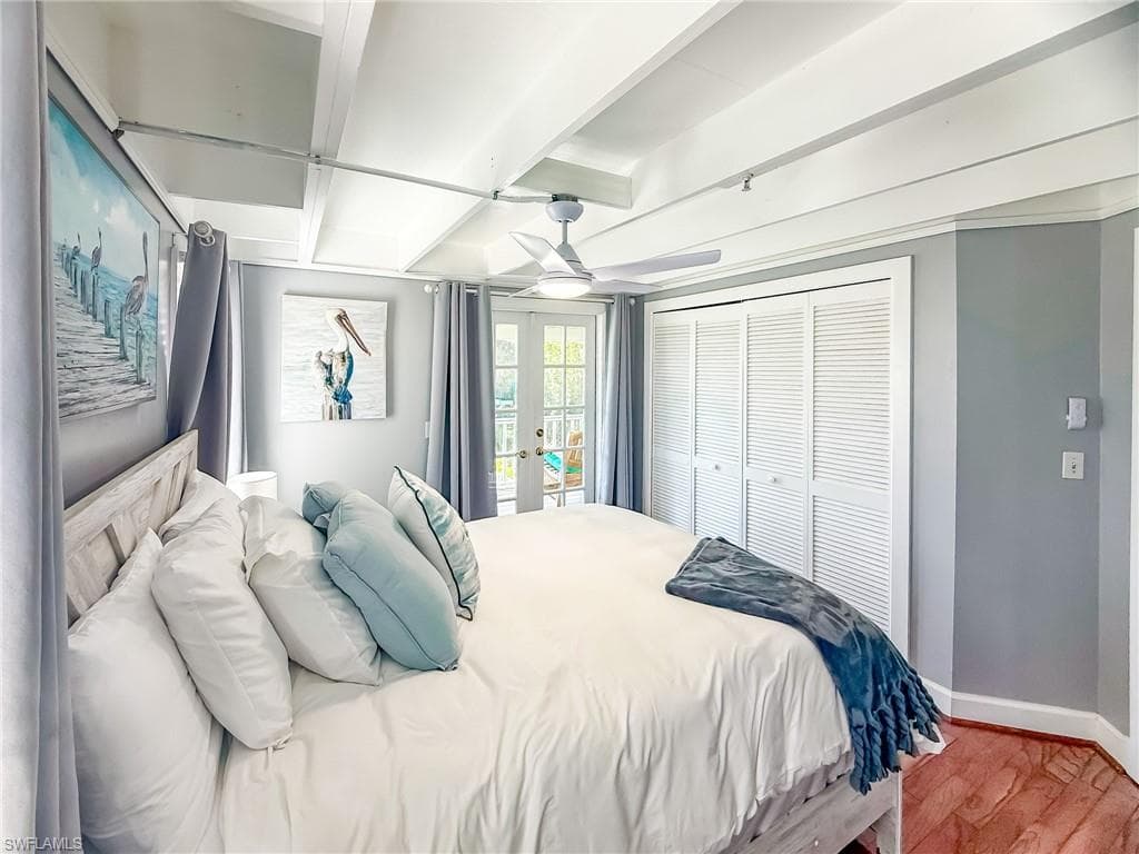 210 White Pelican DR-36