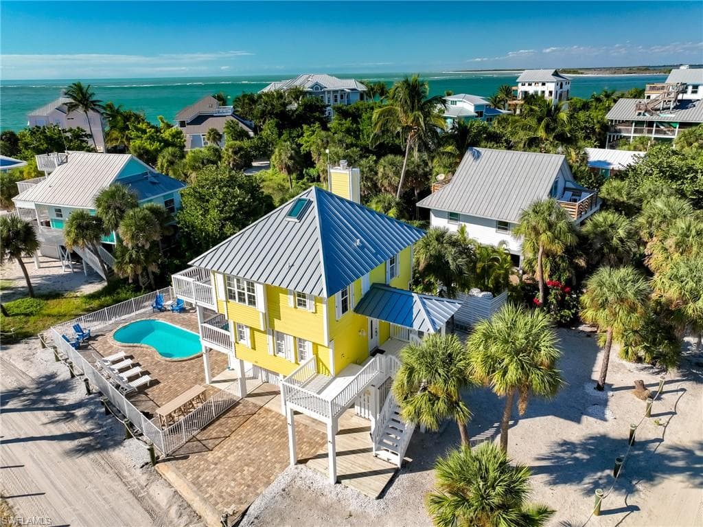 210 White Pelican DR-1