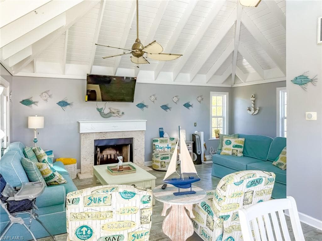 210 White Pelican DR-20