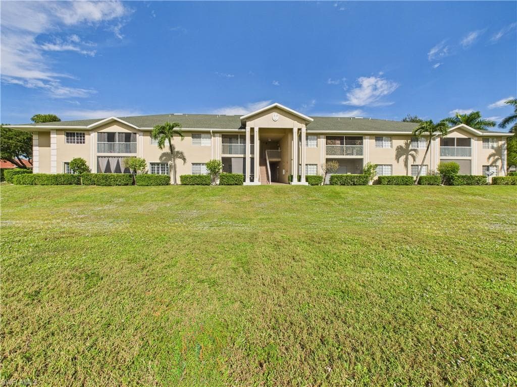 27091 Matheson AVE # 105, BONITA SPRINGS FL 34135-26