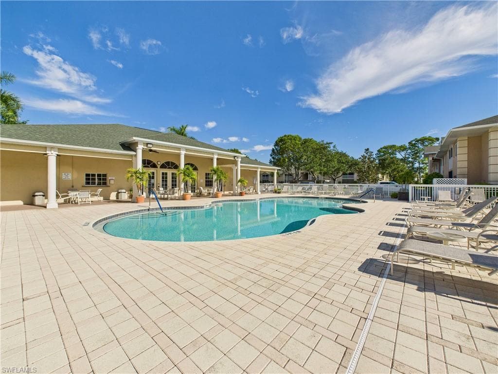 27091 Matheson AVE # 105, BONITA SPRINGS FL 34135-23
