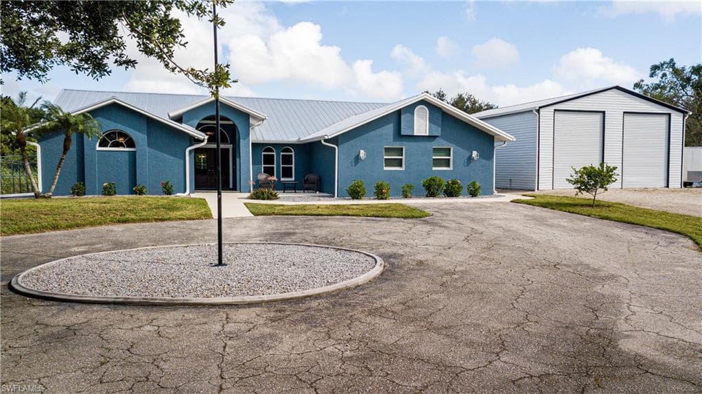13091 Orange River BLVD, FORT MYERS FL 33905-14