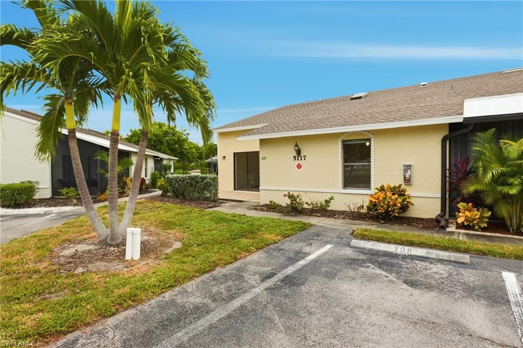 5117 SW 15th PL # 209, CAPE CORAL FL 33914-1