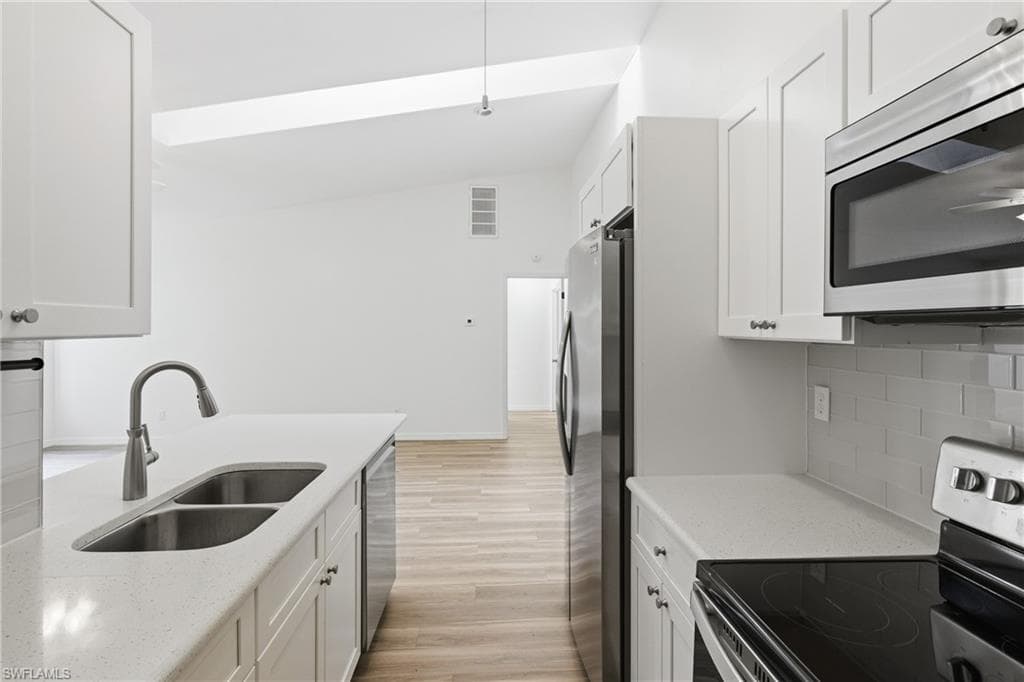 5117 SW 15th PL # 209, CAPE CORAL FL 33914-10