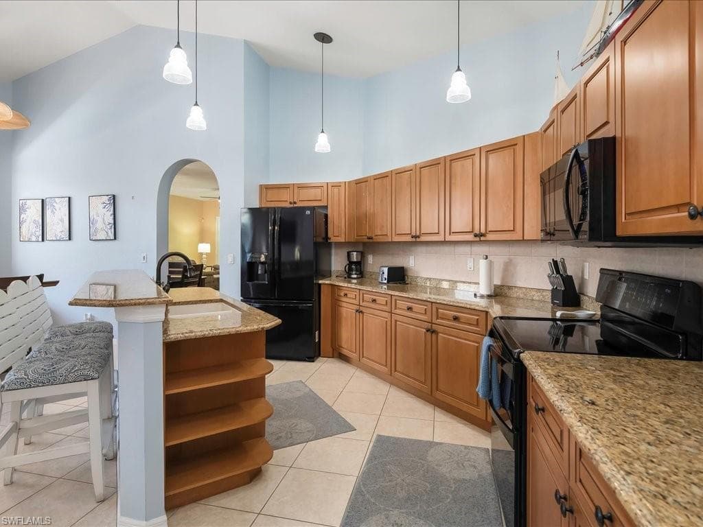 1309 Briarwood CT, NAPLES FL 34104-26