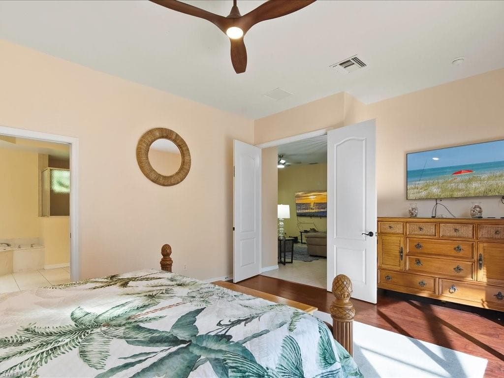 1309 Briarwood CT, NAPLES FL 34104-11