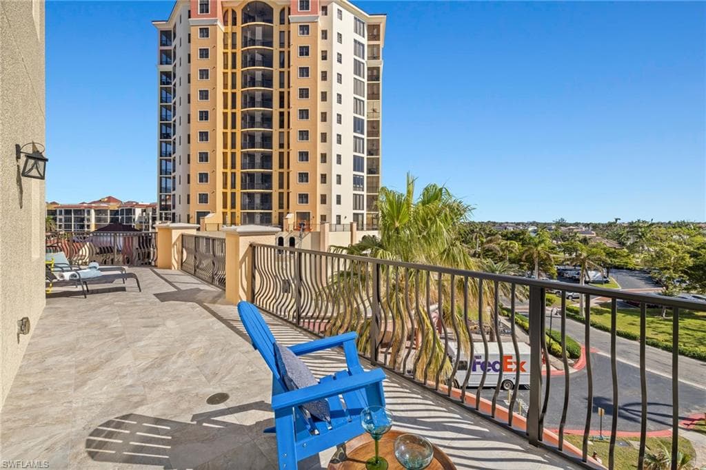 5781 Cape Harbour DR # 502, CAPE CORAL FL 33914-17