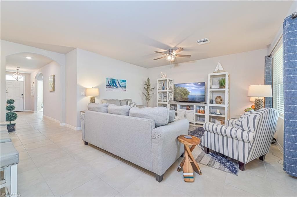 8908 Cascade Price CIR, NORTH FORT MYERS FL 33917-10