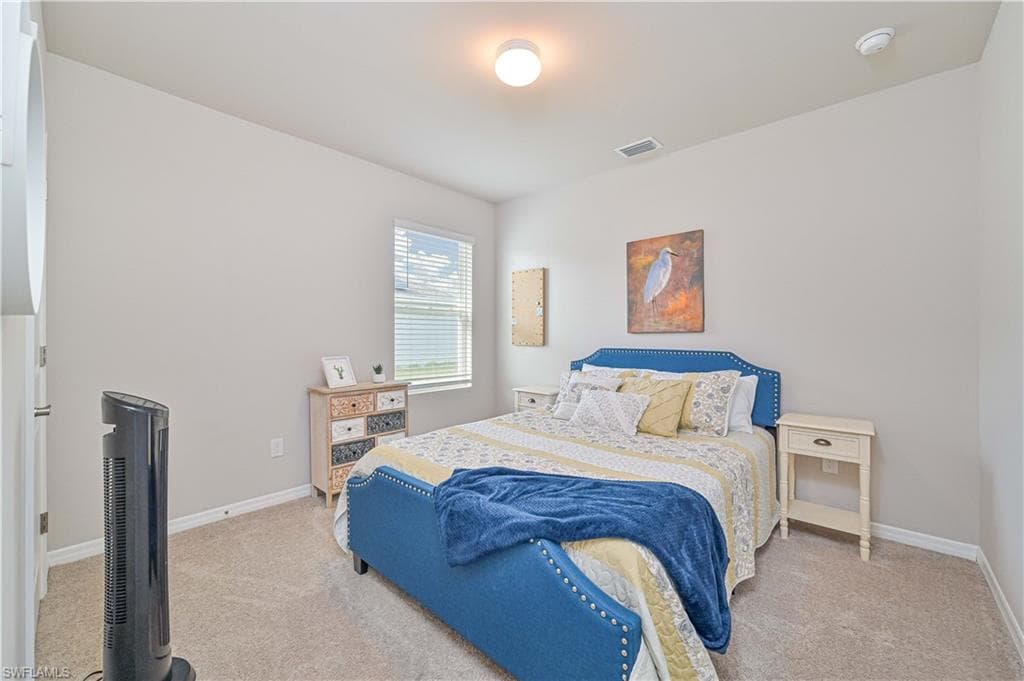 8908 Cascade Price CIR, NORTH FORT MYERS FL 33917-28