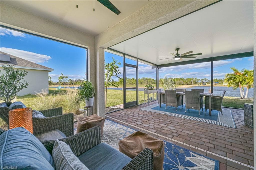 8908 Cascade Price CIR, NORTH FORT MYERS FL 33917-3