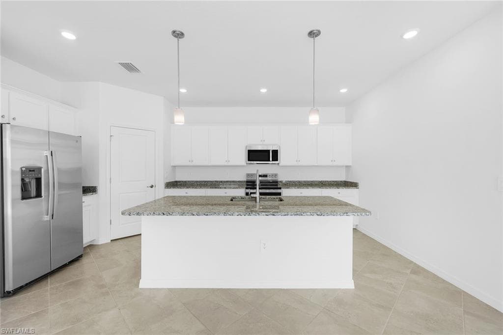 3928 Sweet Alyssum TER, ALVA FL 33920-7