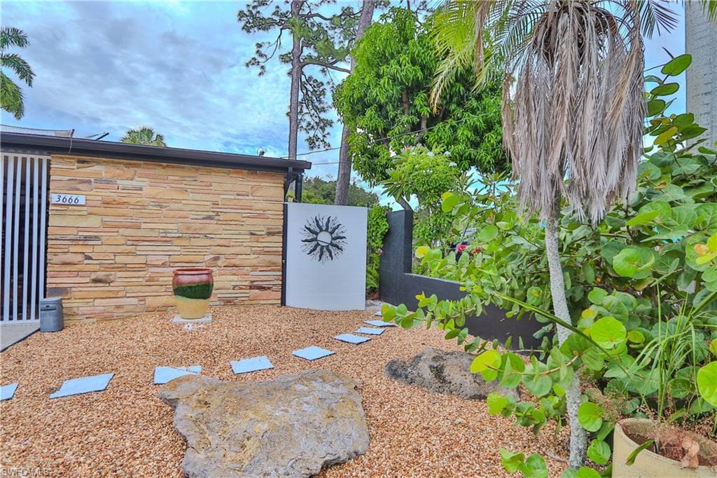 3666 Princeton ST, FORT MYERS FL 33901-7