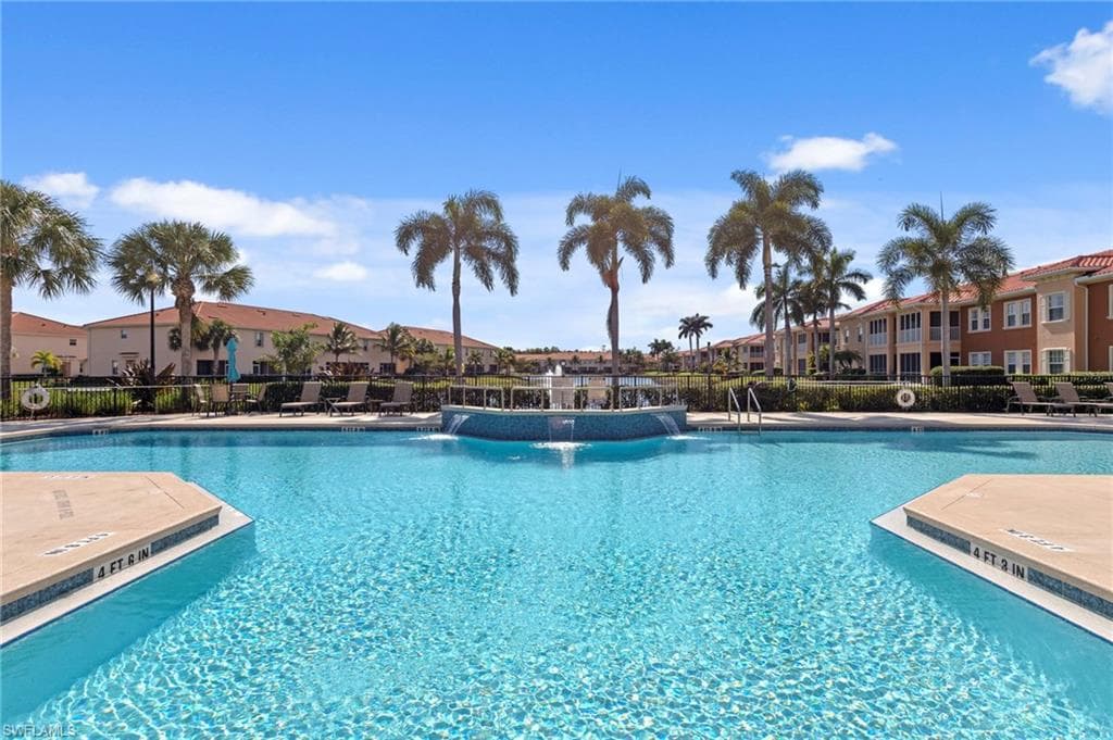 10222 Via Colomba CIR, FORT MYERS FL 33966-20