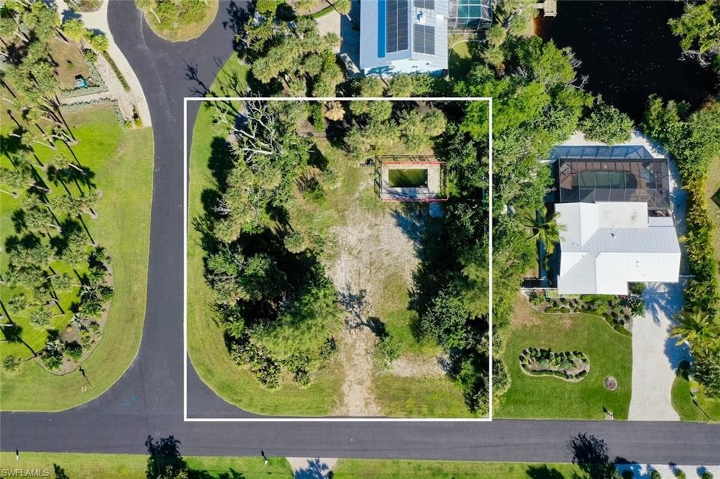 1653 Bunting LN, SANIBEL FL 33957-11