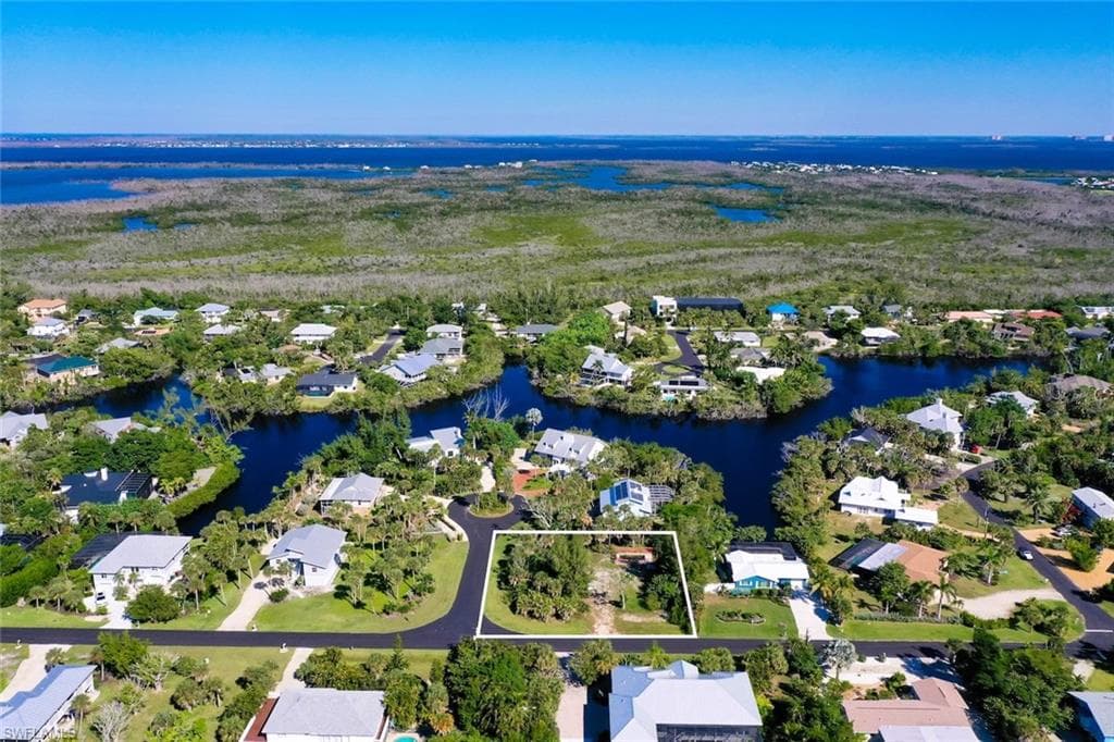 1653 Bunting LN, SANIBEL FL 33957-6