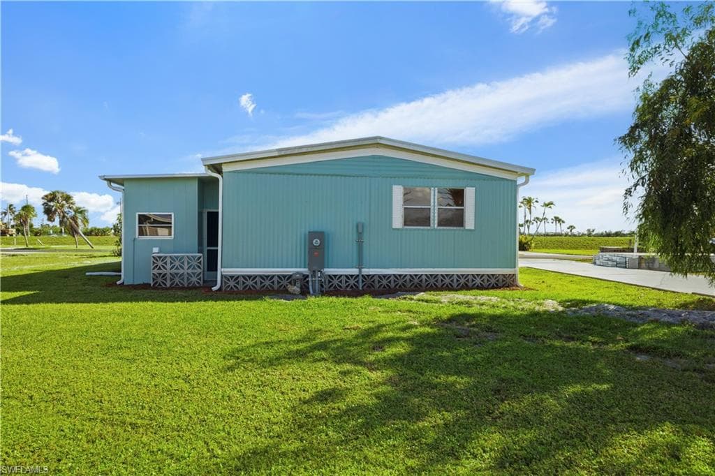 13670 Dowitcher DR-42