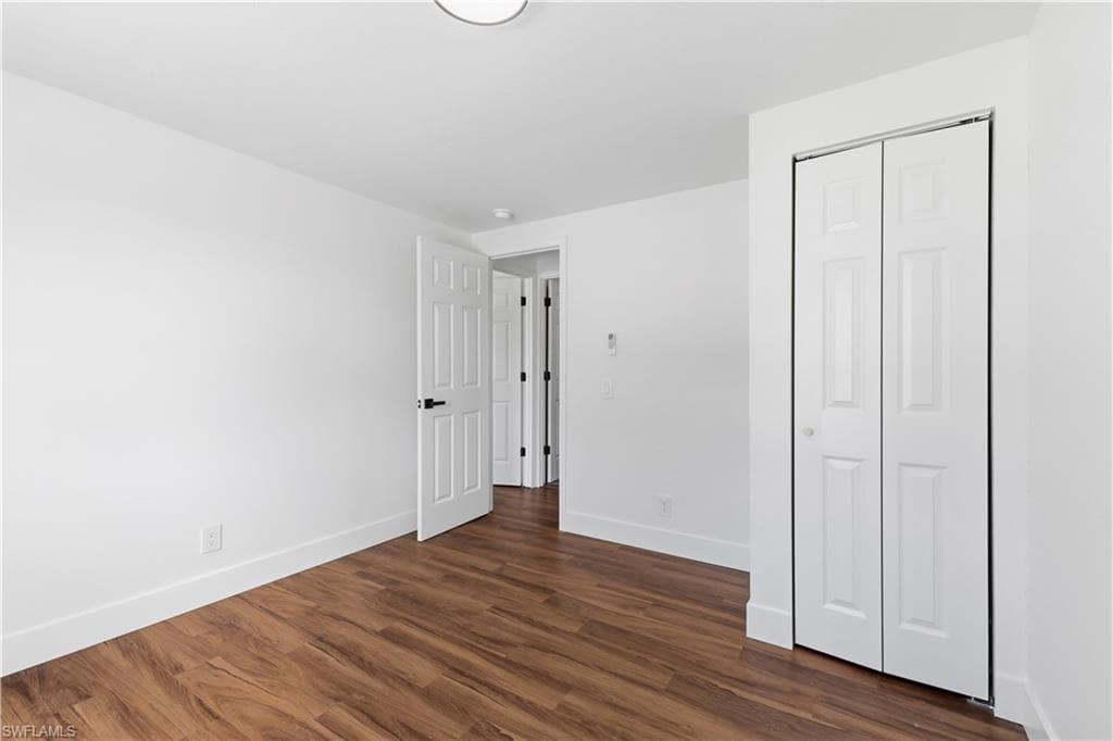 13670 Dowitcher DR-25