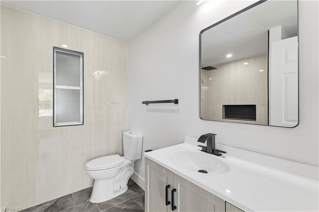 13670 Dowitcher DR-31