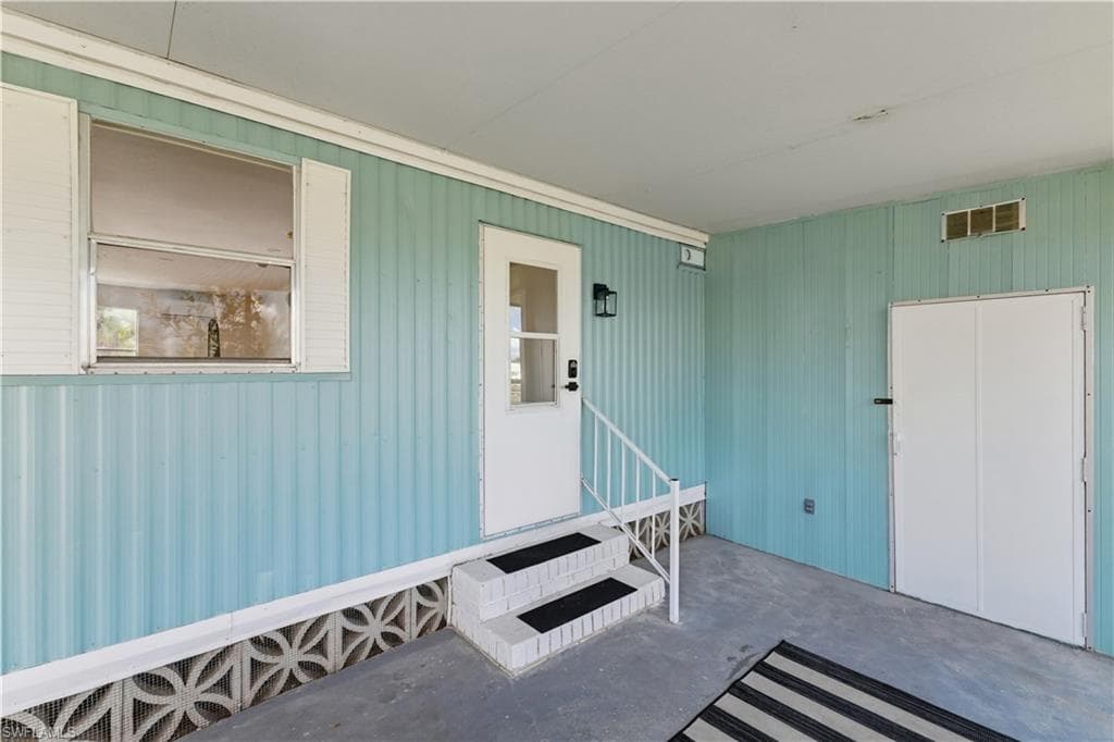 13670 Dowitcher DR-34