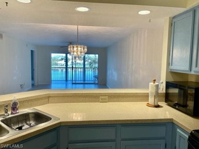 9580 Victoria Lane LN # 202, NAPLES FL 34109-9