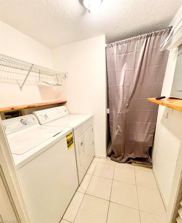 9580 Victoria Lane LN # 202, NAPLES FL 34109-17