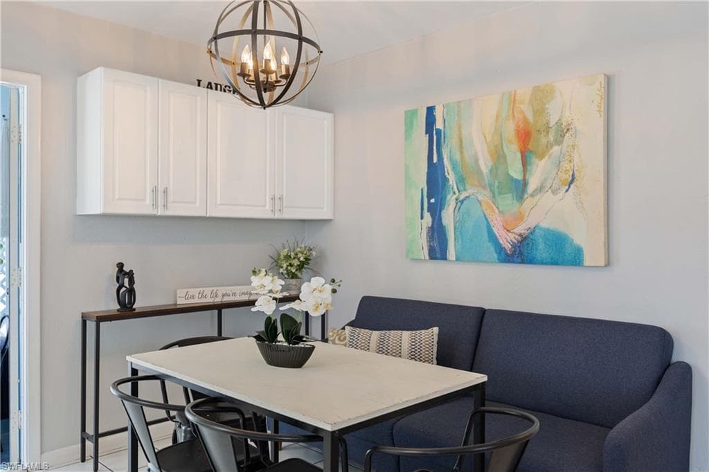 111 7th ST, NAPLES FL 34113-13