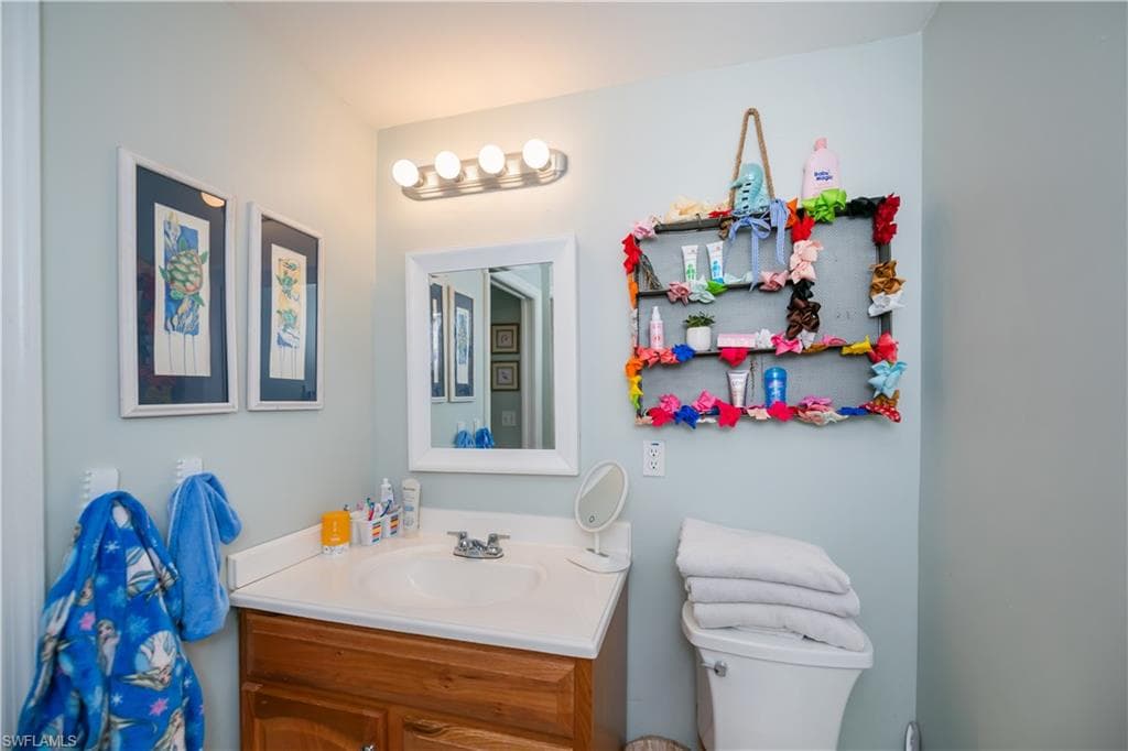 8513 Bernwood Cove LOOP # 212, FORT MYERS FL 33966-24