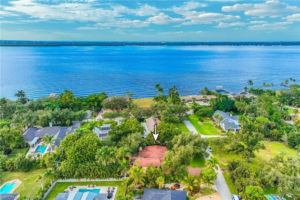 1250 Florida AVE, FORT MYERS FL 33901-32