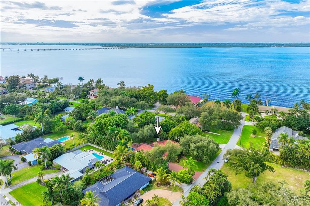 1250 Florida AVE, FORT MYERS FL 33901-34