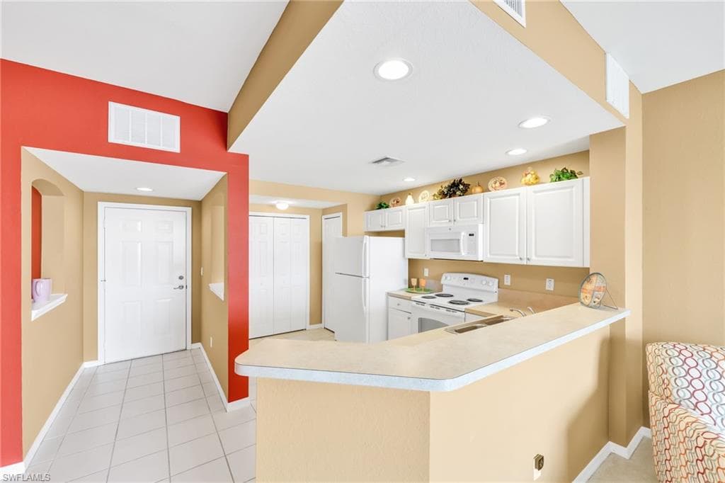 4256 Liron AVE # 104, FORT MYERS FL 33916-6