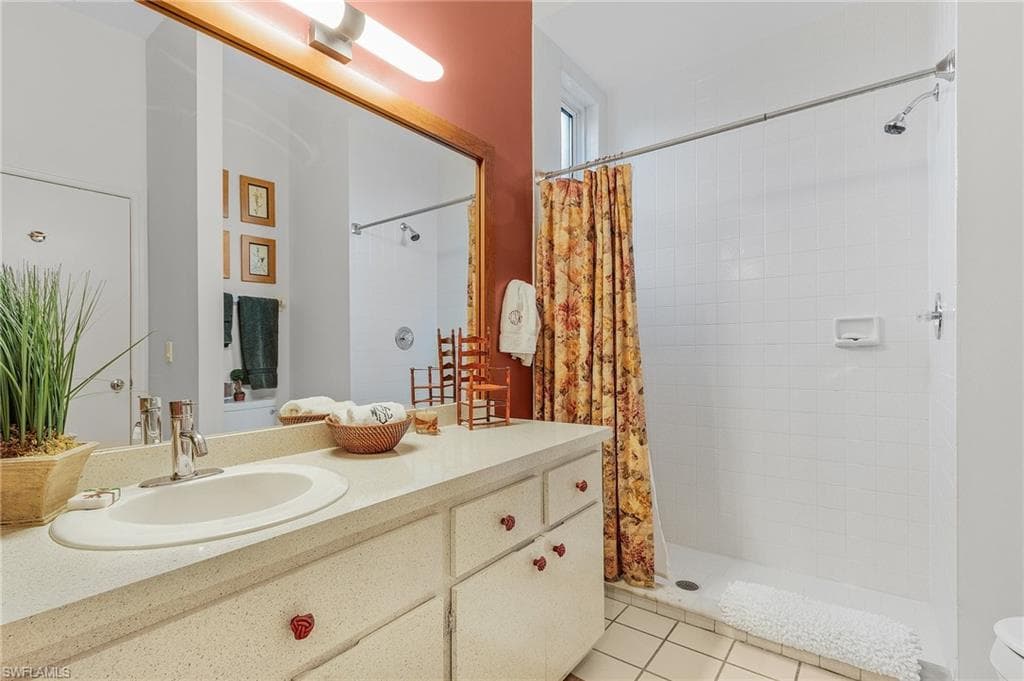 15661 Fiddlesticks BLVD, FORT MYERS FL 33912-25