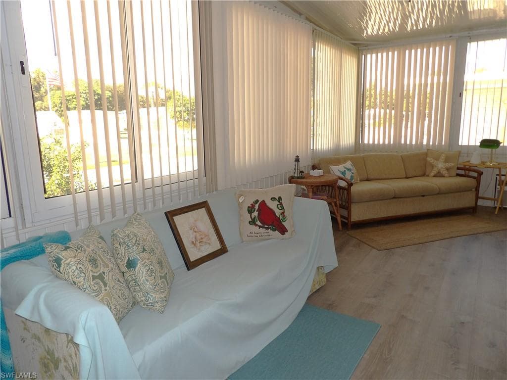 247 SHRUB LN N, NORTH FORT MYERS FL 33917-8