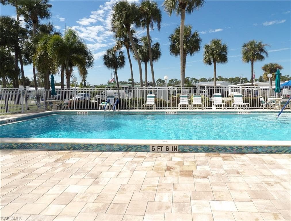 247 SHRUB LN N, NORTH FORT MYERS FL 33917-17