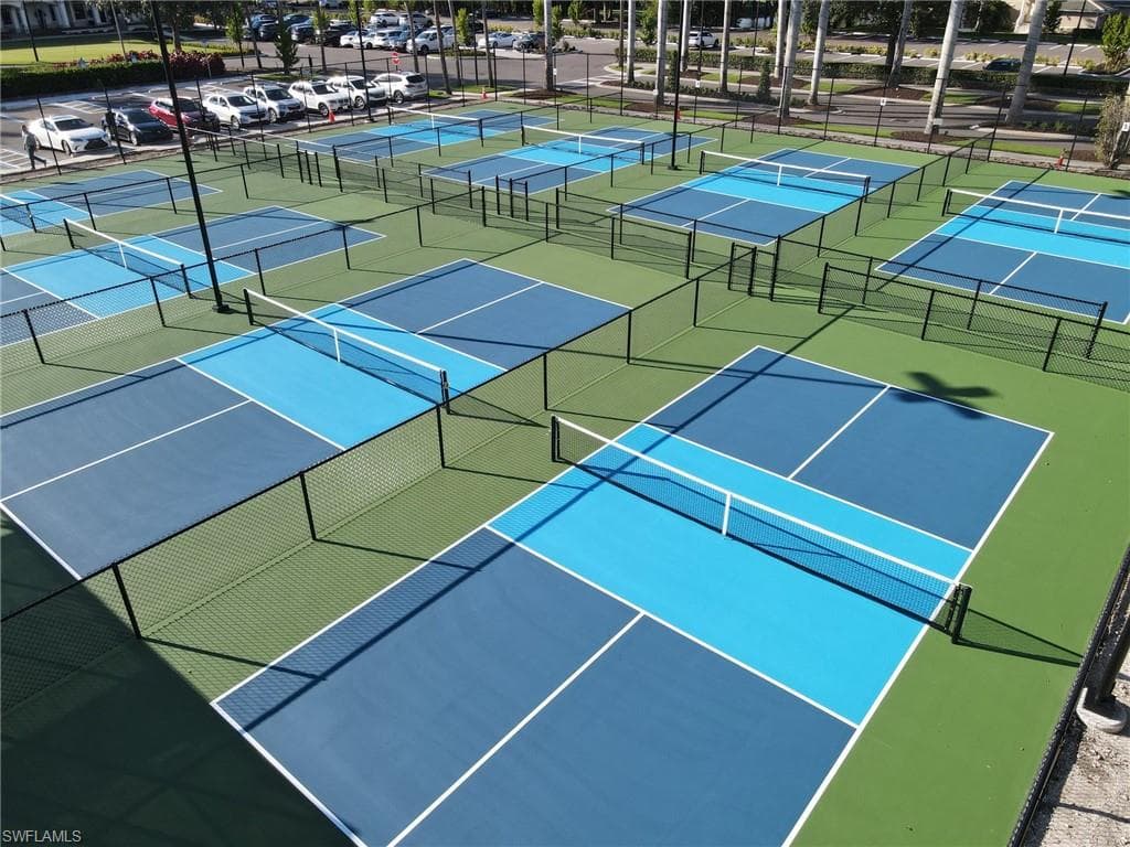 2925 Cypress Trace CIR # 203, NAPLES FL 34119-41