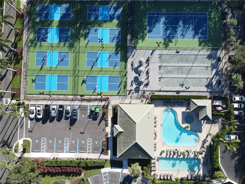 2925 Cypress Trace CIR # 203, NAPLES FL 34119-42