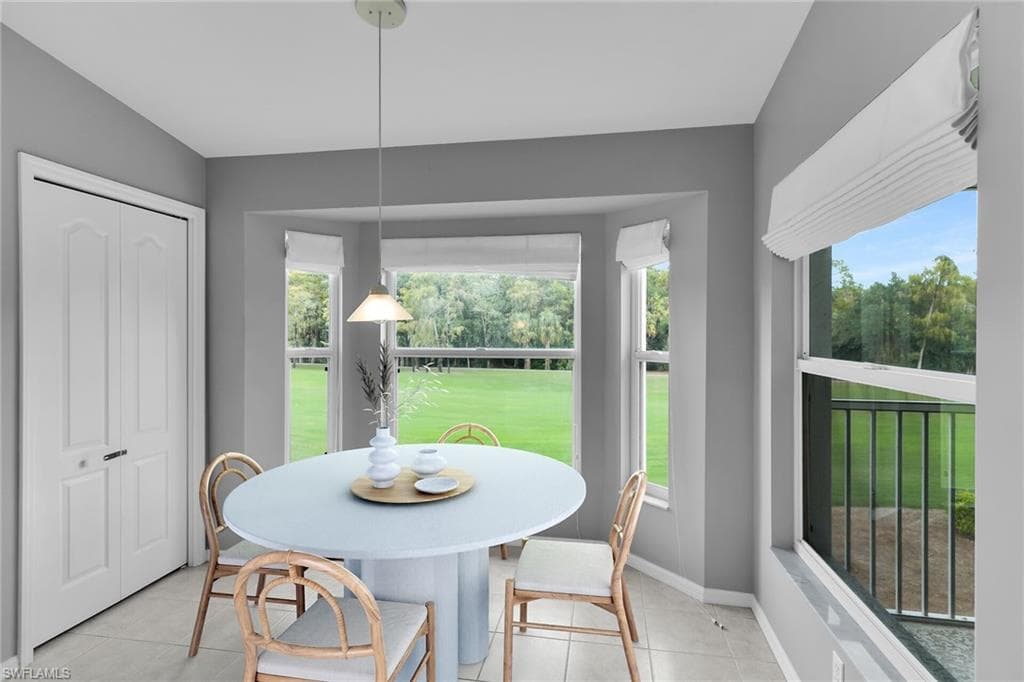 2925 Cypress Trace CIR # 203, NAPLES FL 34119-6