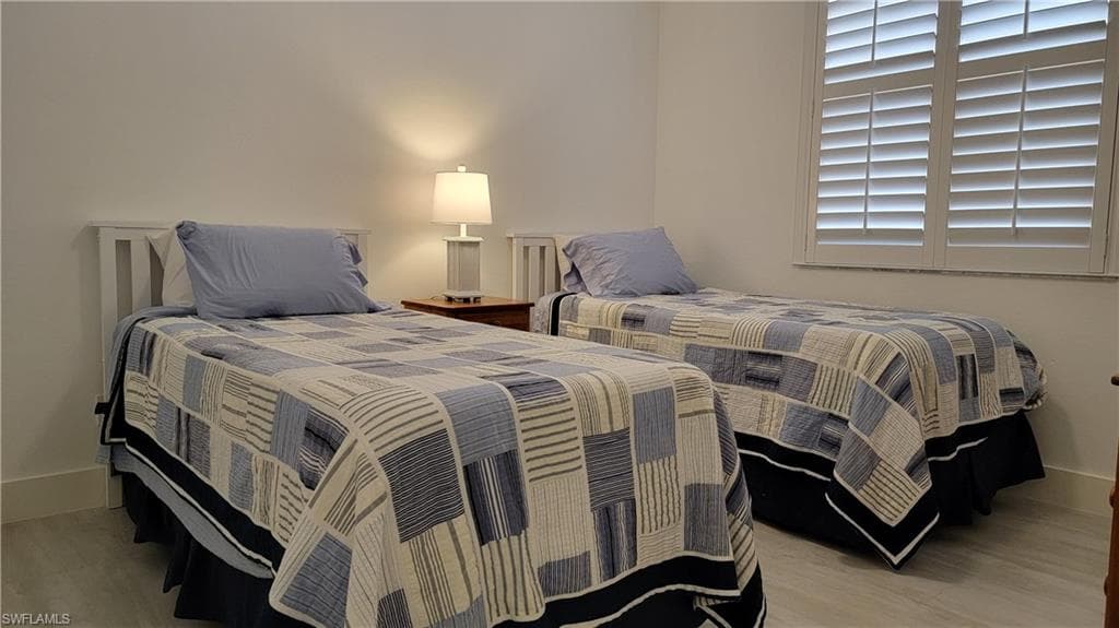400 Flagship DR # 1104, NAPLES FL 34108-16