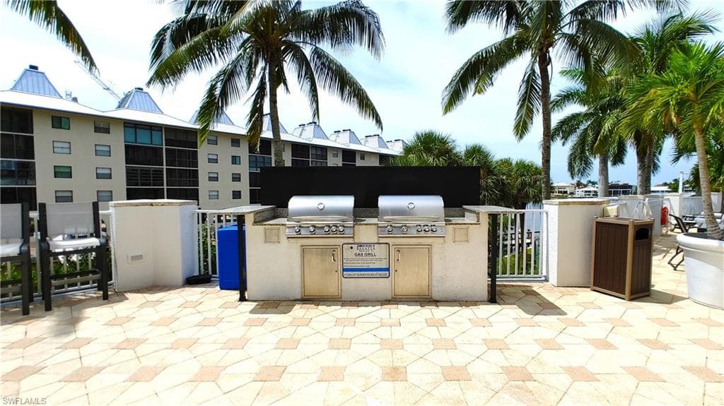 400 Flagship DR # 1104, NAPLES FL 34108-29