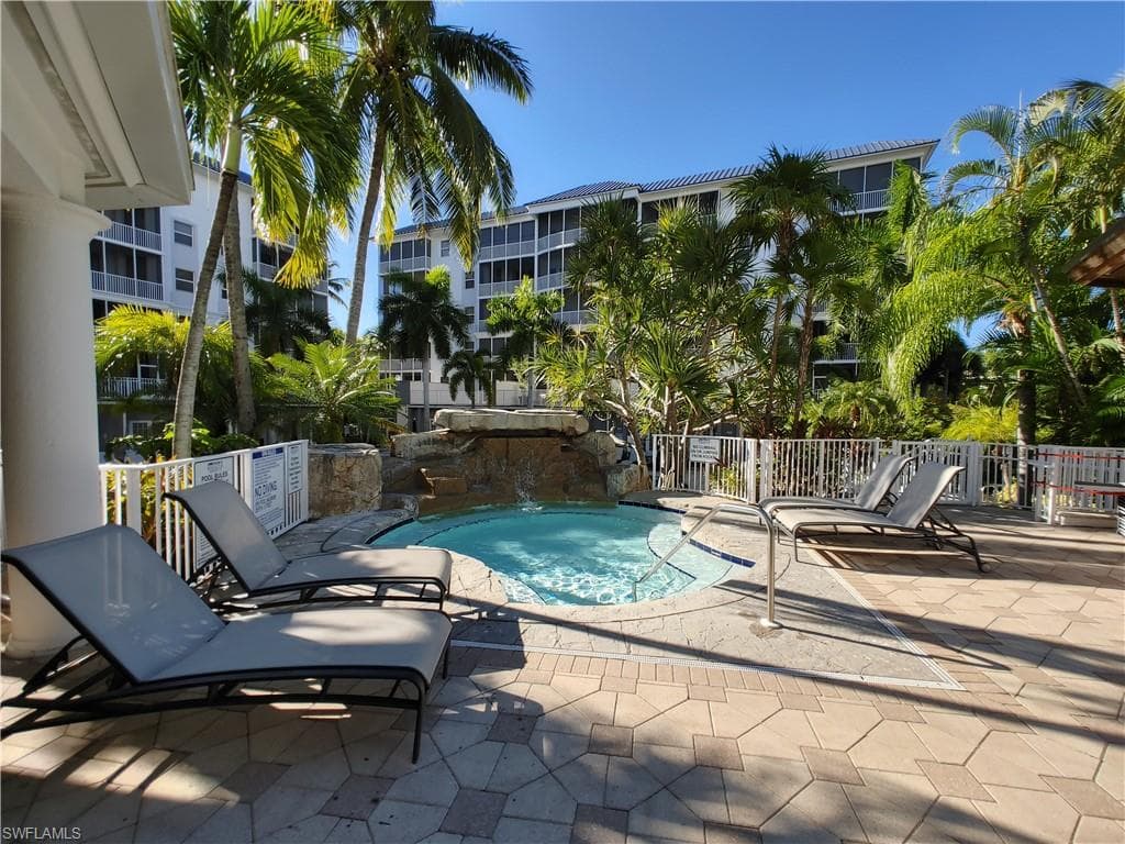 400 Flagship DR # 1104, NAPLES FL 34108-30