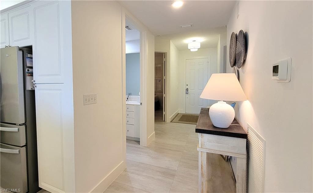 400 Flagship DR # 1104, NAPLES FL 34108-7