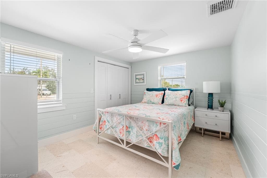 250 Donora BLVD, FORT MYERS BEACH FL 33931-25