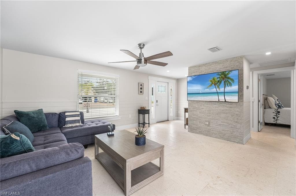 250 Donora BLVD, FORT MYERS BEACH FL 33931-12