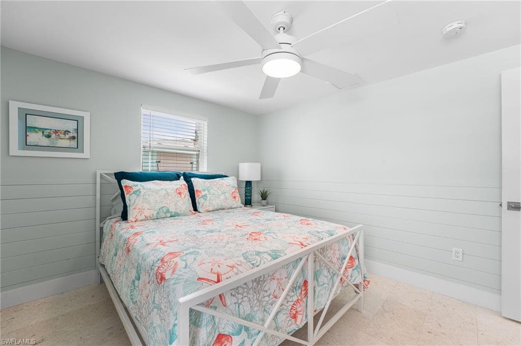 250 Donora BLVD, FORT MYERS BEACH FL 33931-24