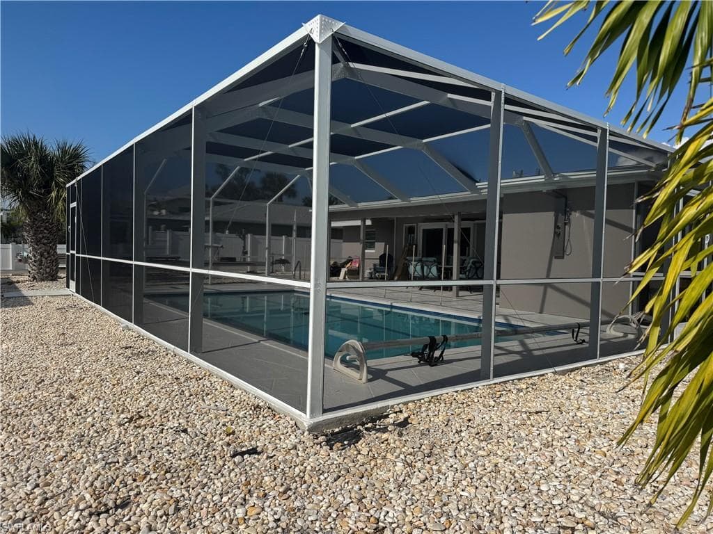 250 Donora BLVD, FORT MYERS BEACH FL 33931-39