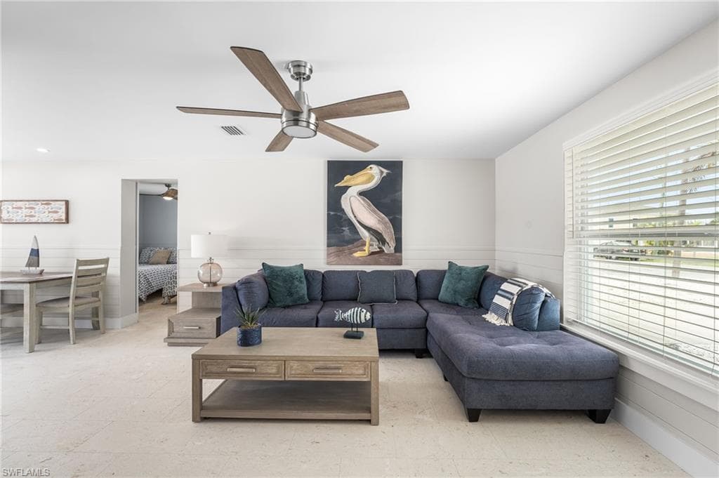 250 Donora BLVD, FORT MYERS BEACH FL 33931-10