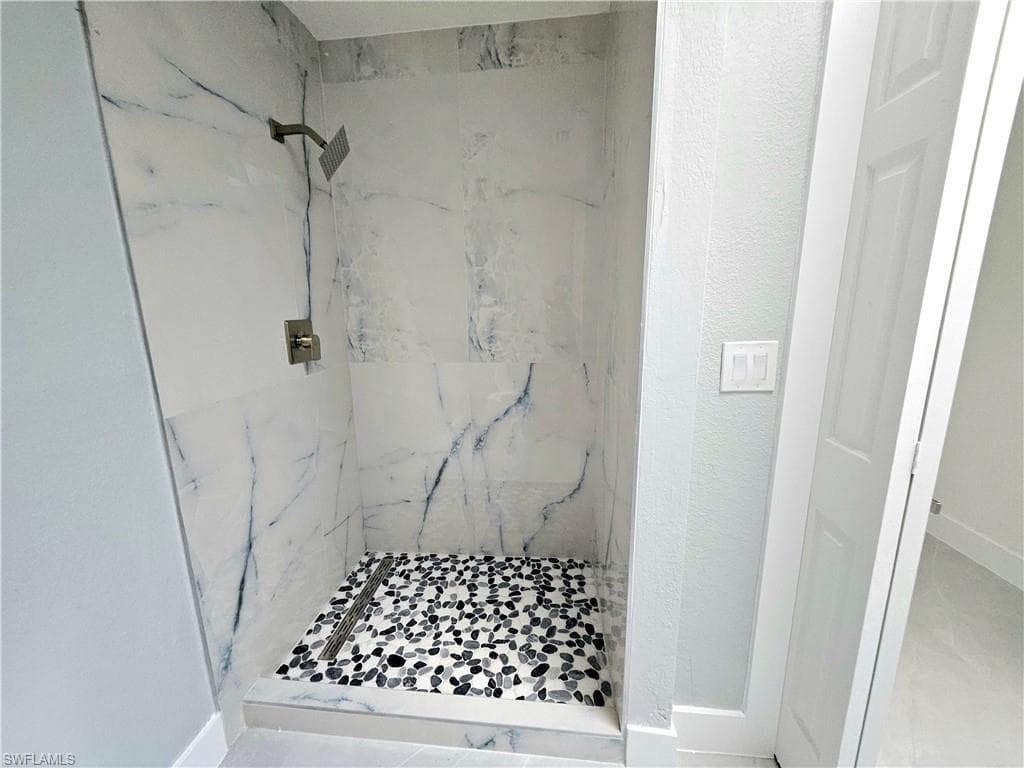 17749 port boca CT, FORT MYERS FL 33908-11