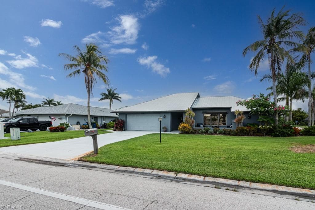 1702 Whiskey Creek DR, FORT MYERS FL 33919-5
