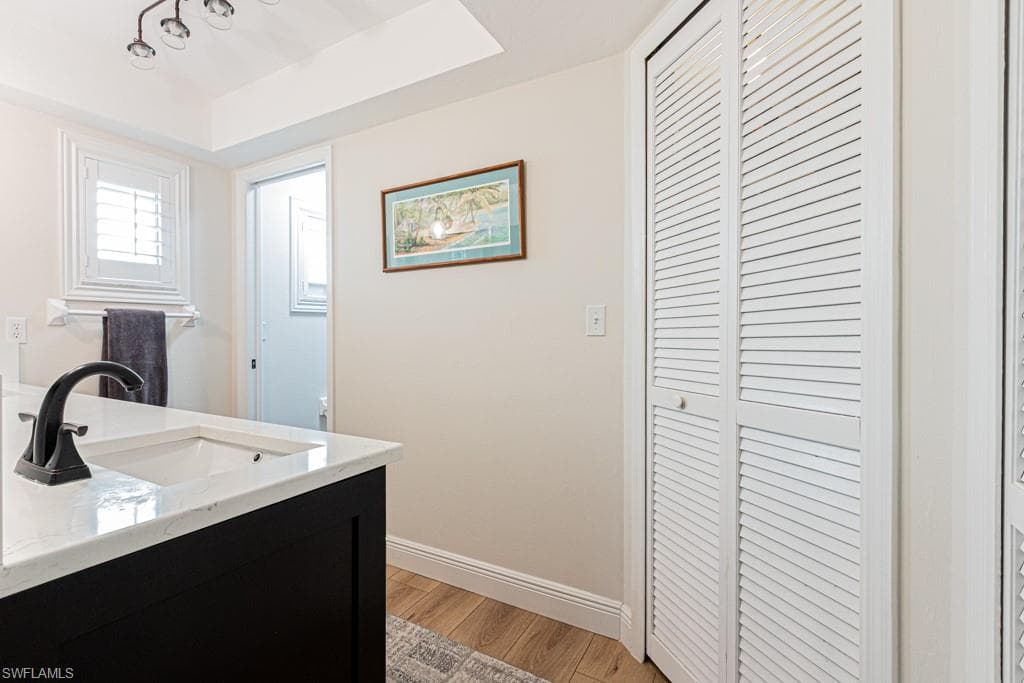 1702 Whiskey Creek DR, FORT MYERS FL 33919-28