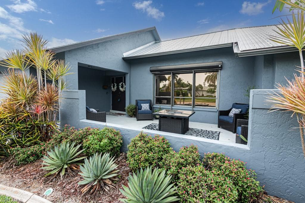 1702 Whiskey Creek DR, FORT MYERS FL 33919-7